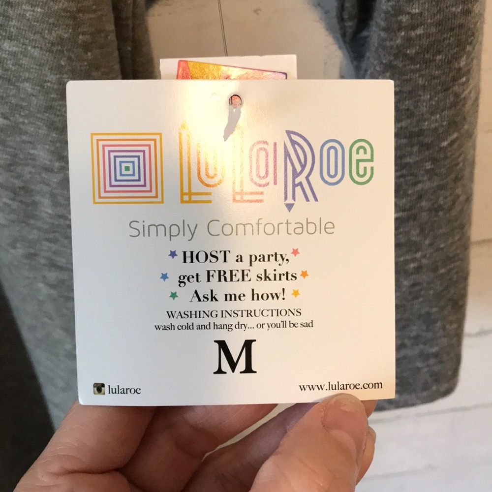 LuLaRoe Randy Tee - Picture 3 of 5